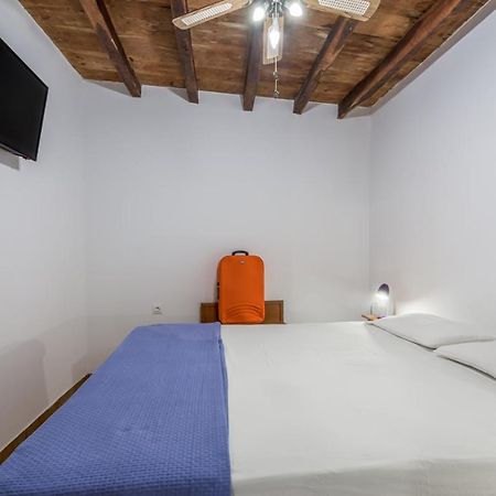 Sofaki Milos Tripití Exteriér fotografie