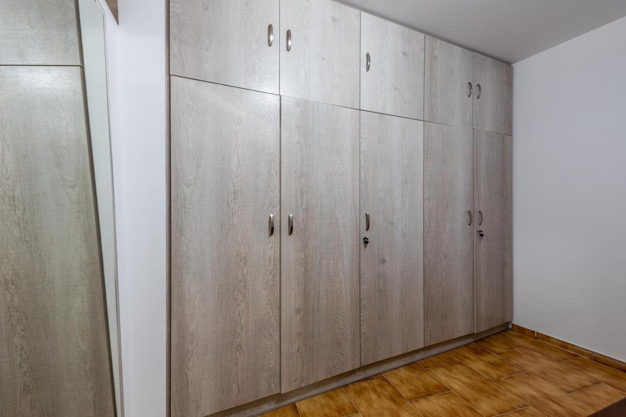 Sofaki Milos Tripití Exteriér fotografie