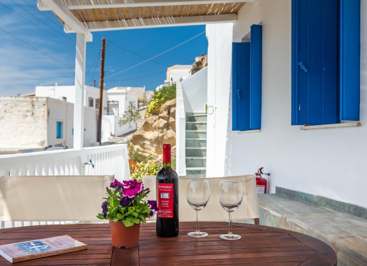 Sofaki Milos Tripití Exteriér fotografie